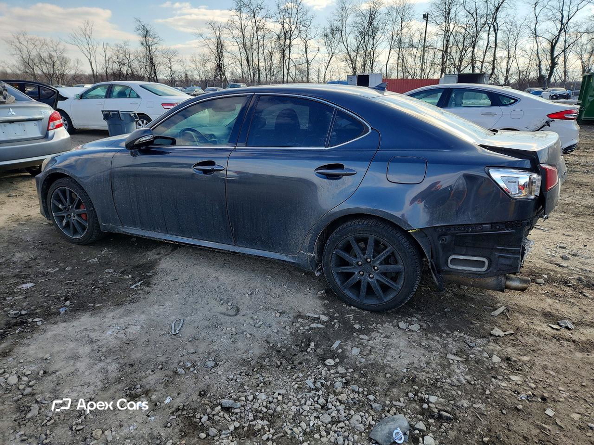 Lexus IS 2011