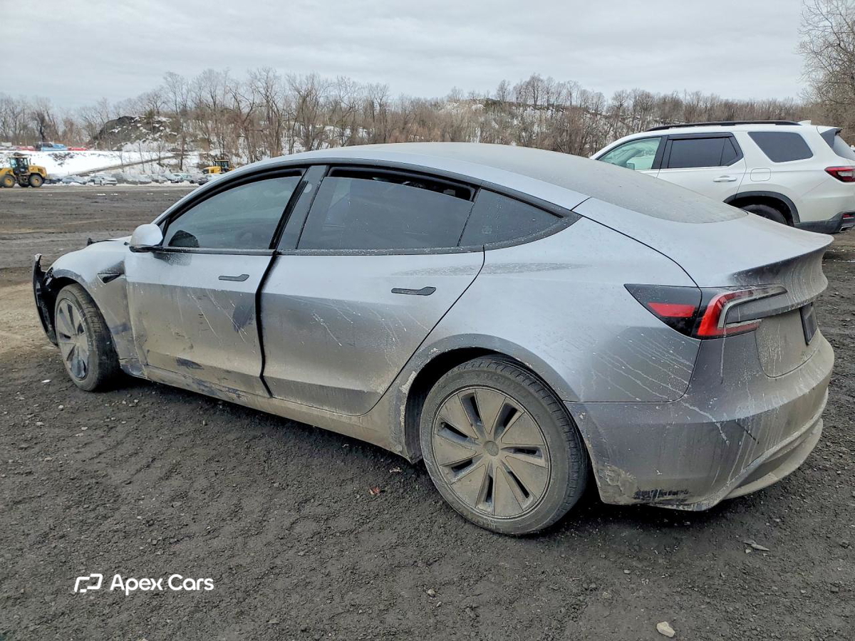 Tesla Model 3 2025
