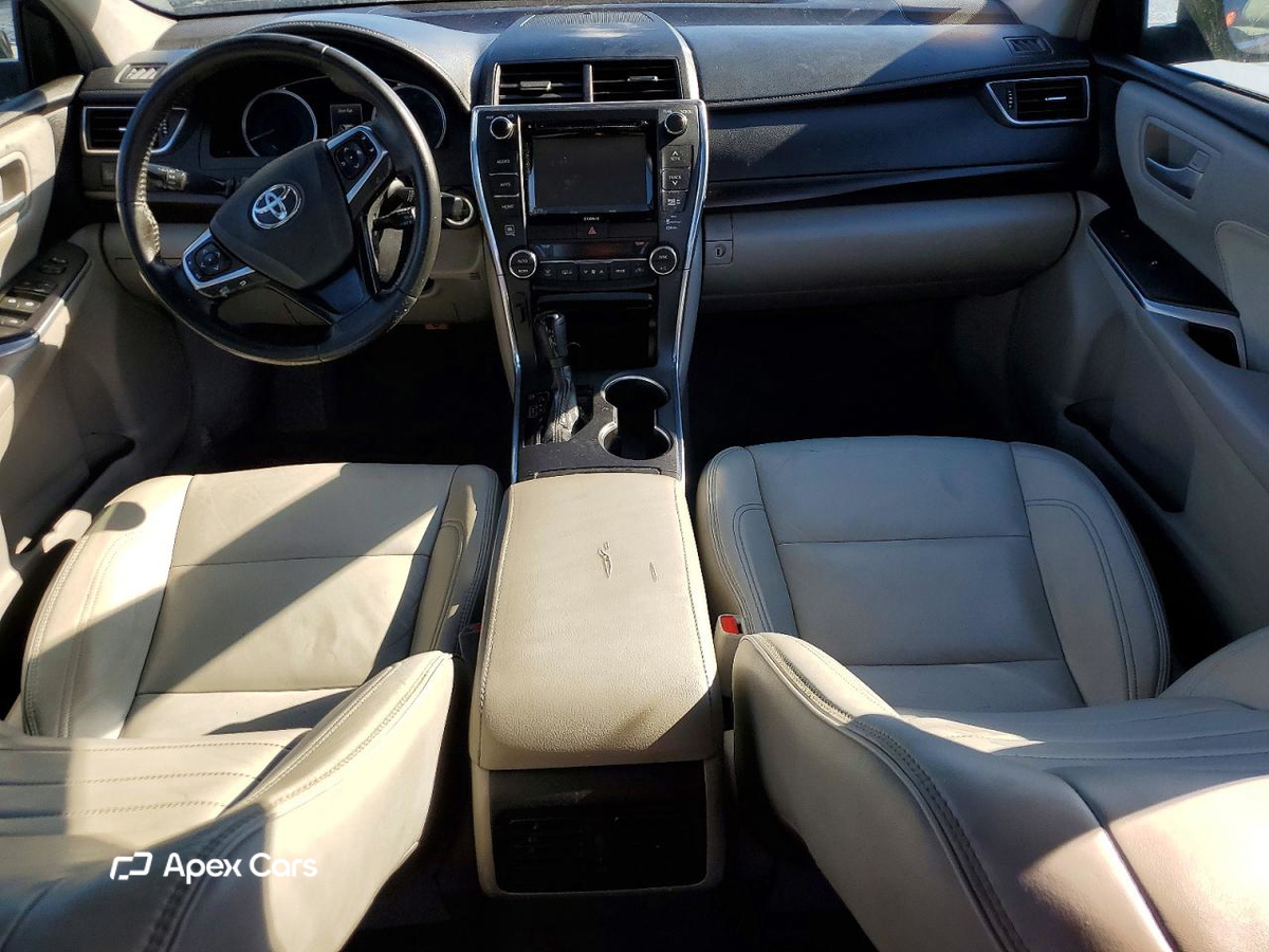 Toyota Camry 2017