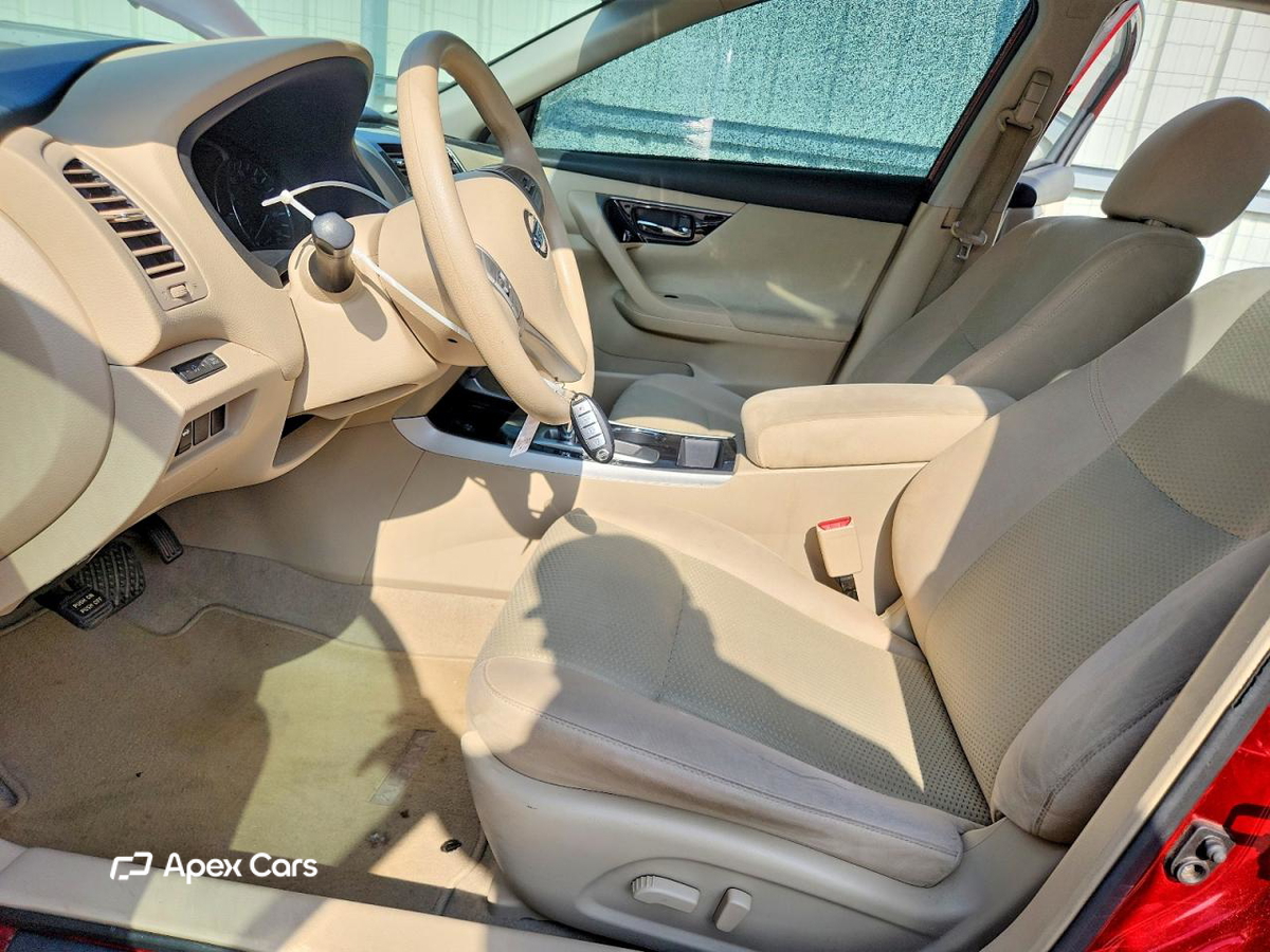 Nissan Altima 2014