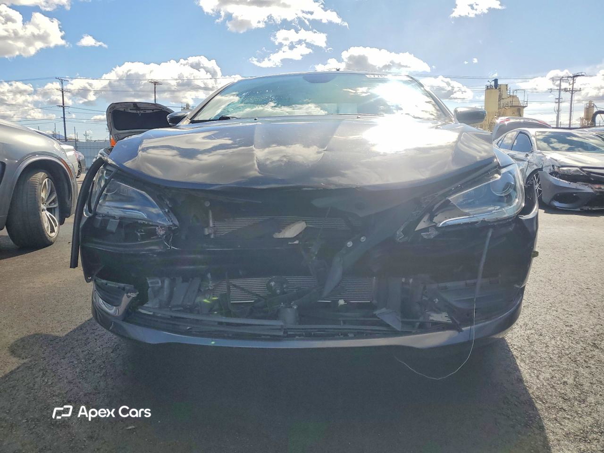 Chrysler 200 2015