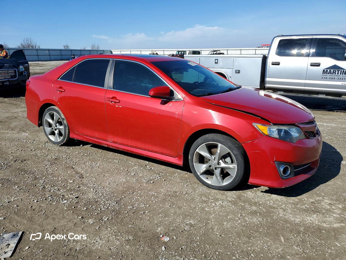 Toyota Camry 2012