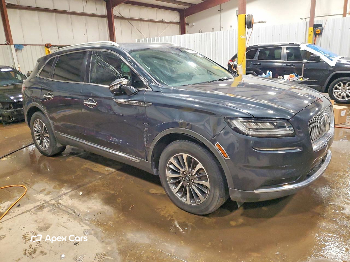 Lincoln Nautilus 2021