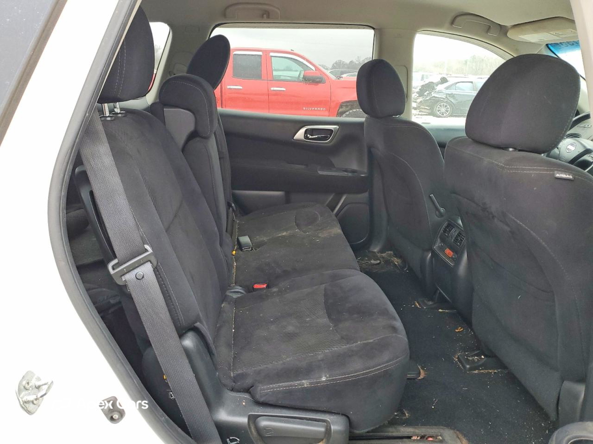 Nissan Pathfinder 2016