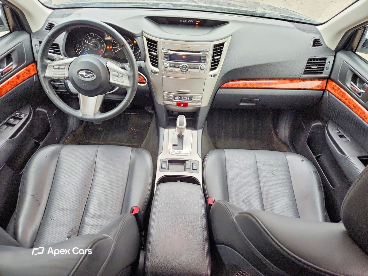 Subaru Outback 2011