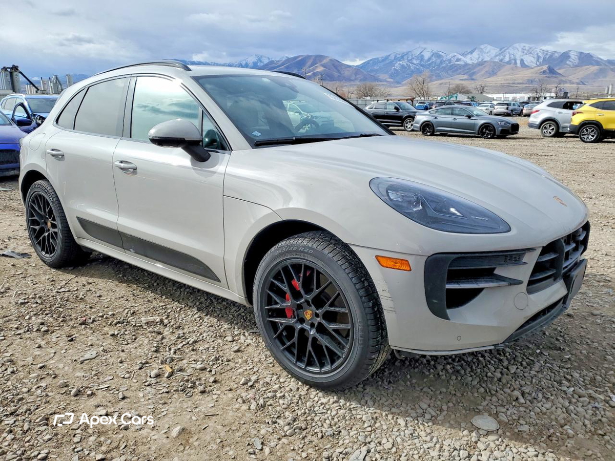 Porsche Macan 2021
