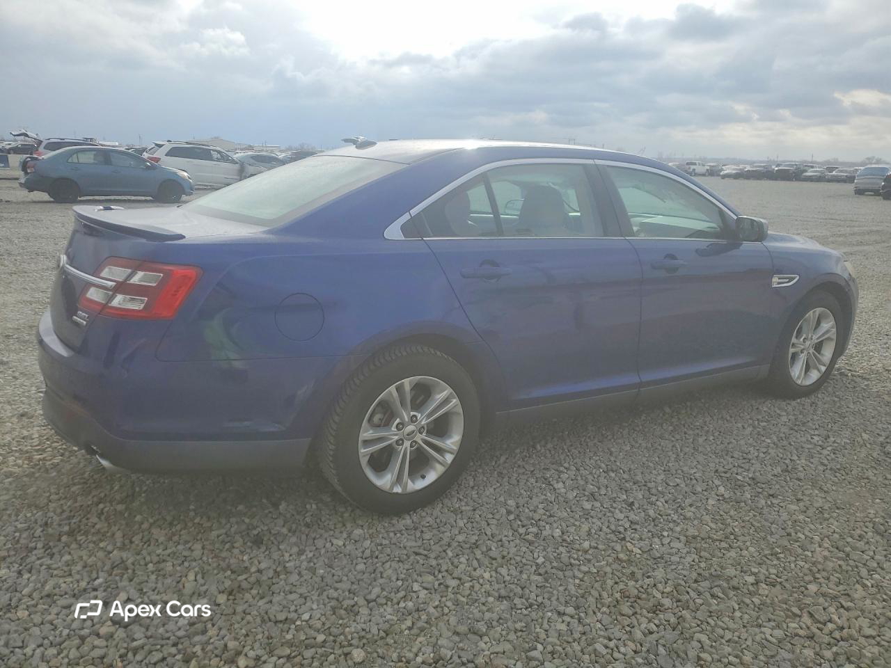 Ford Taurus 2013