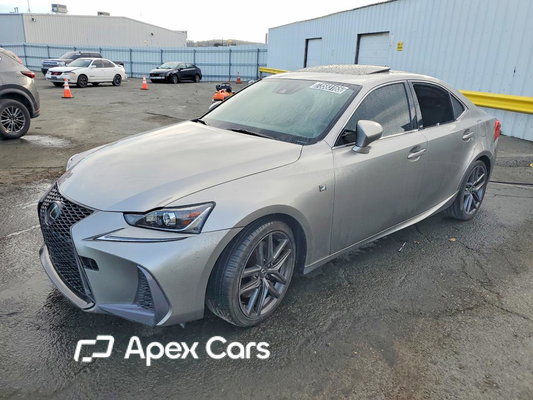 Lexus IS 2017 - Image 1 of 12