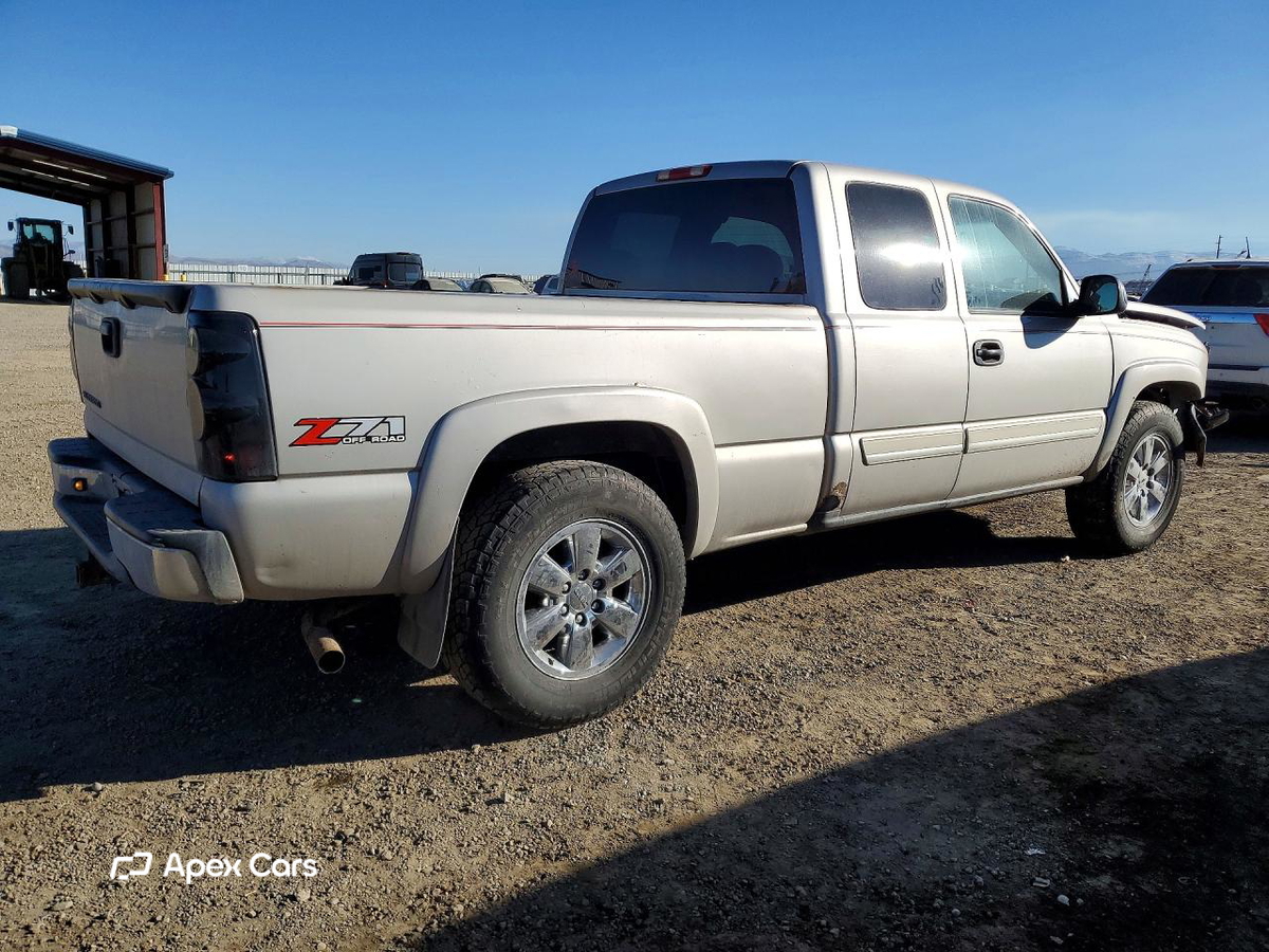 Chevrolet Silverado 2004