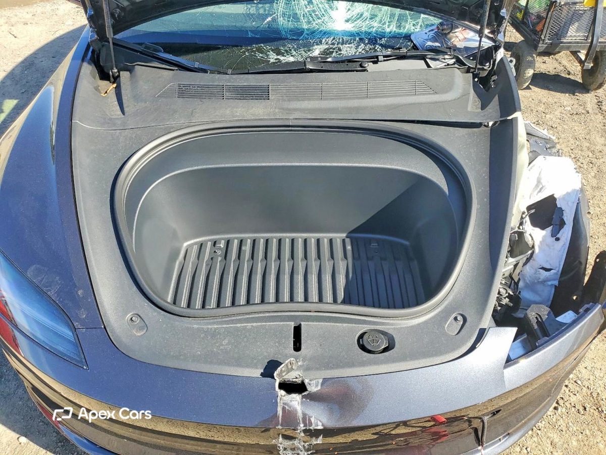 Tesla Model 3 2025