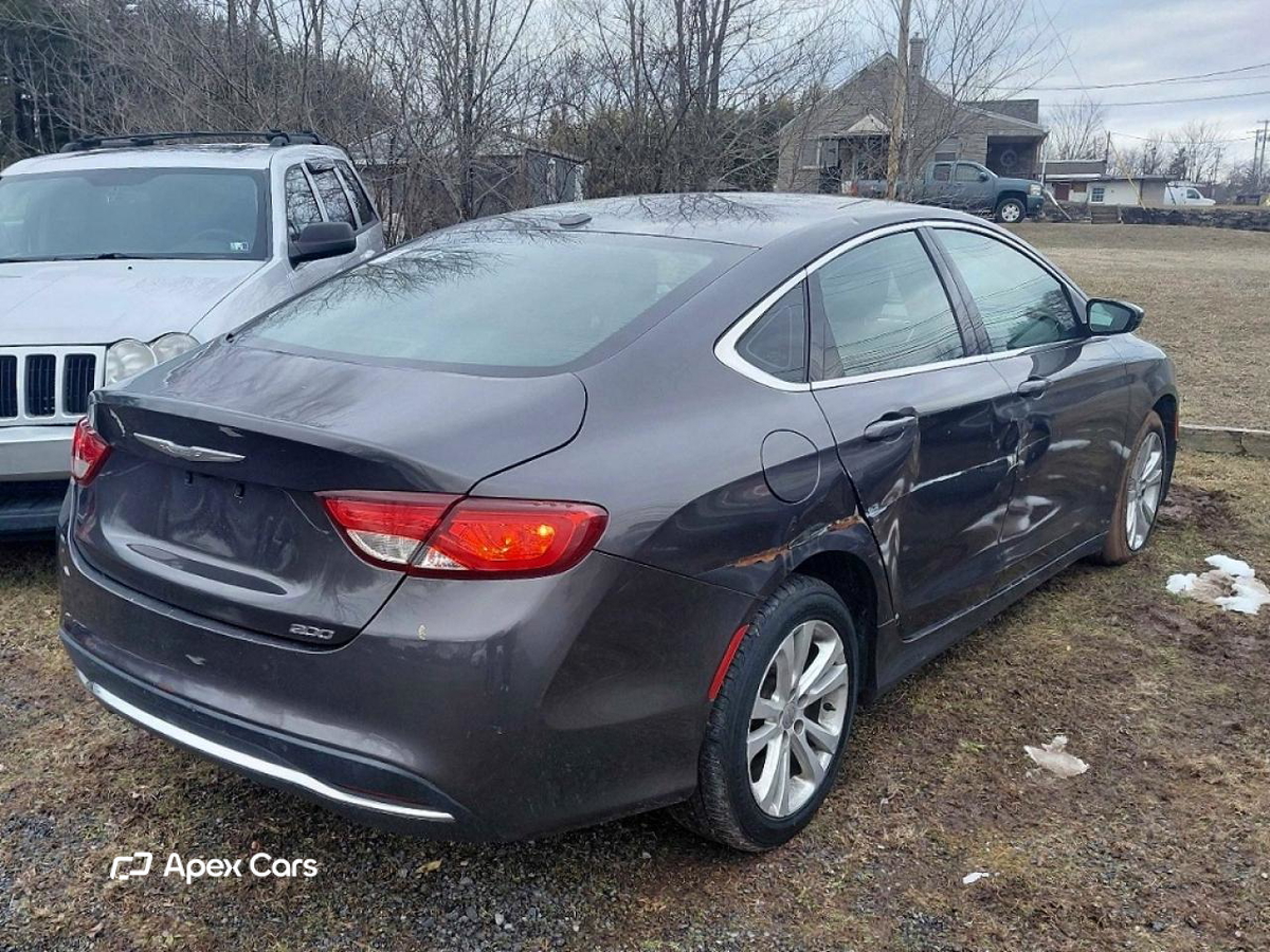 Chrysler 200 2015