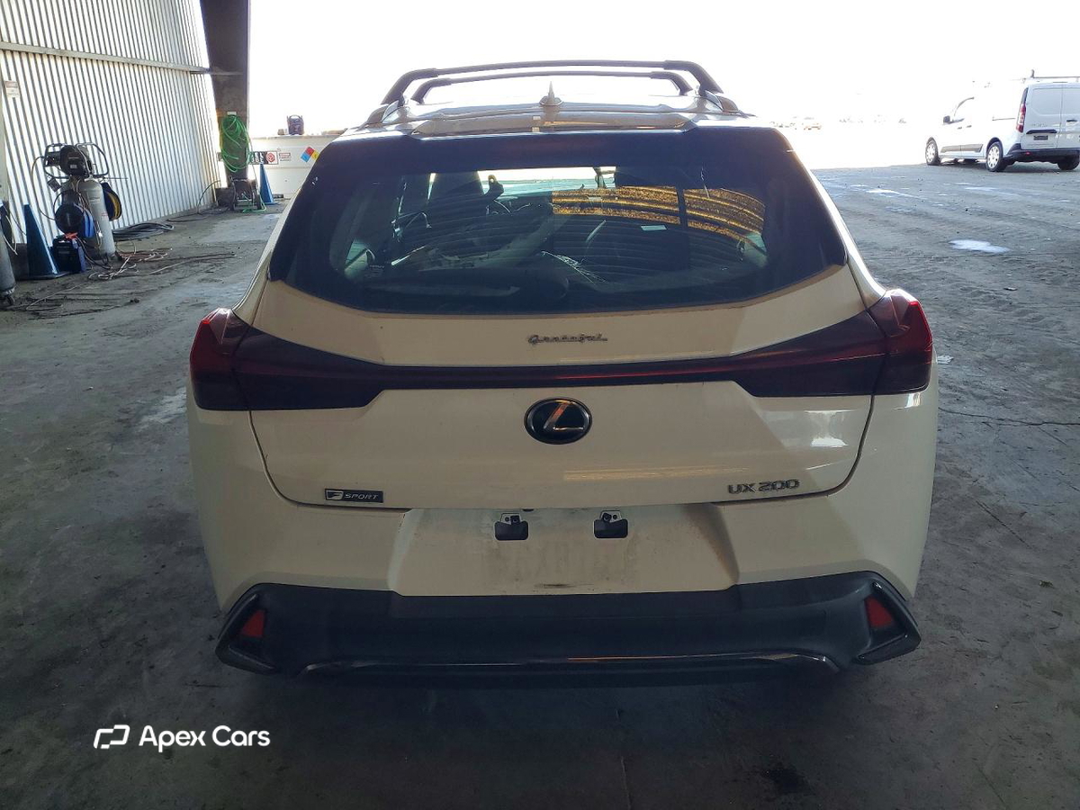 Lexus UX 2019