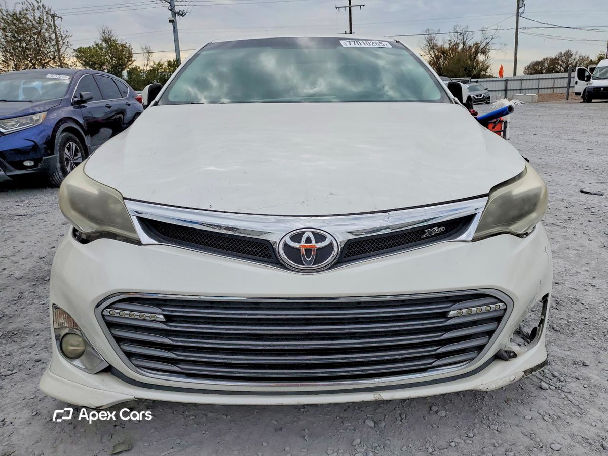 Toyota Avalon 2014