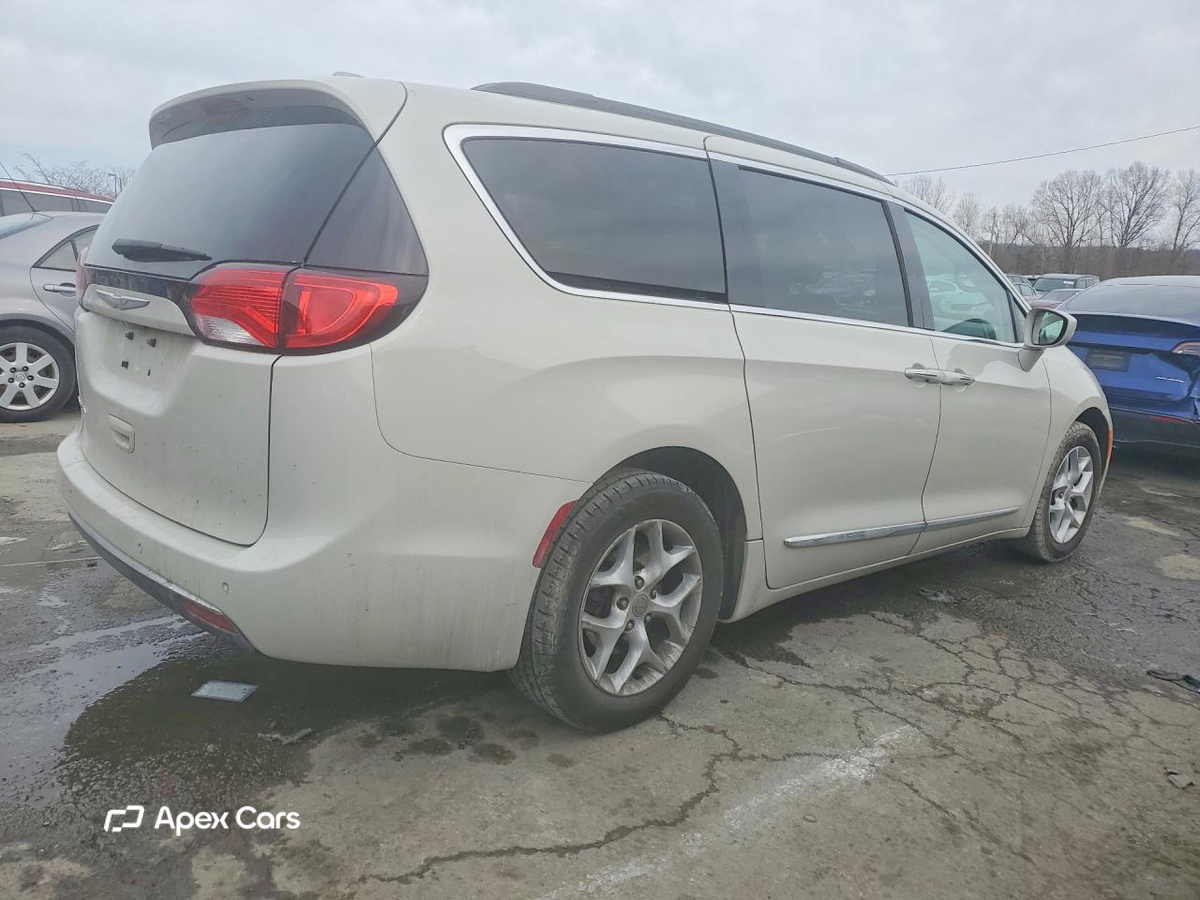 Chrysler Pacifica 2017