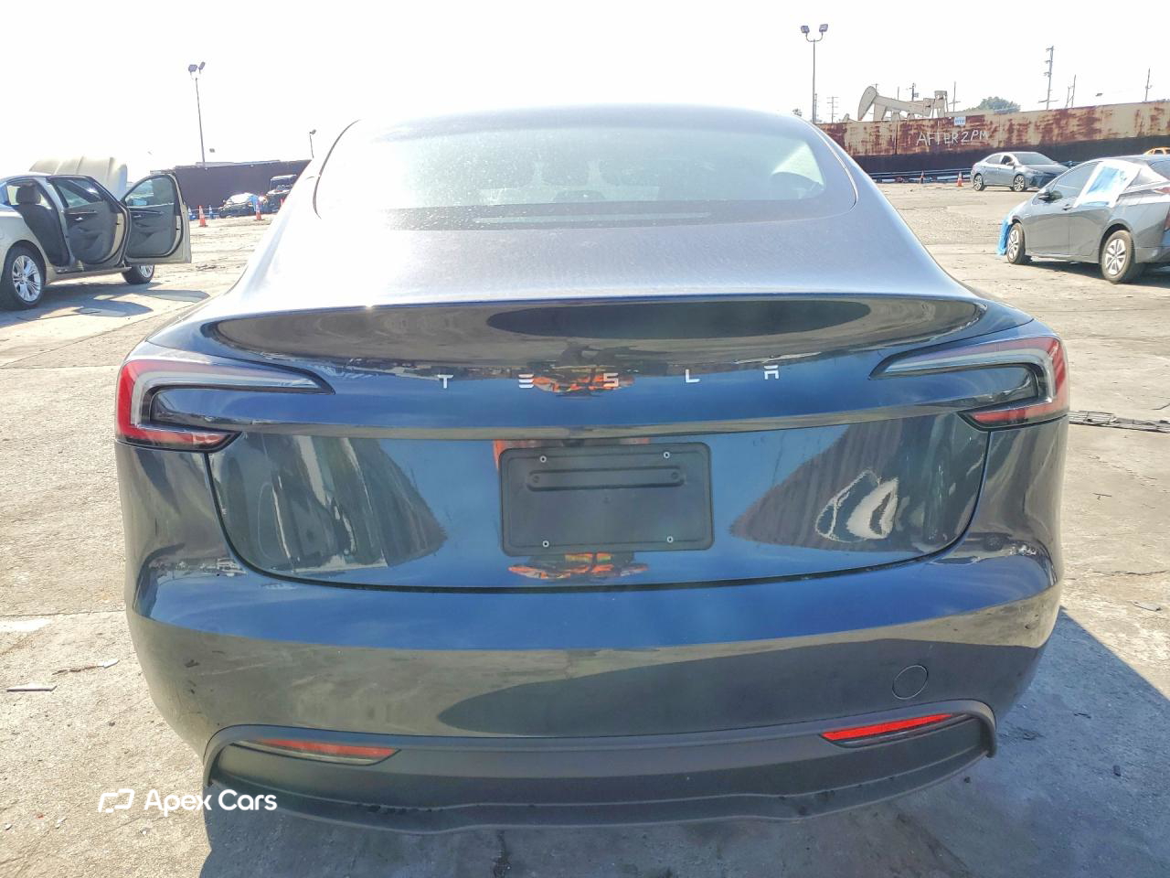 Tesla Model 3 2024