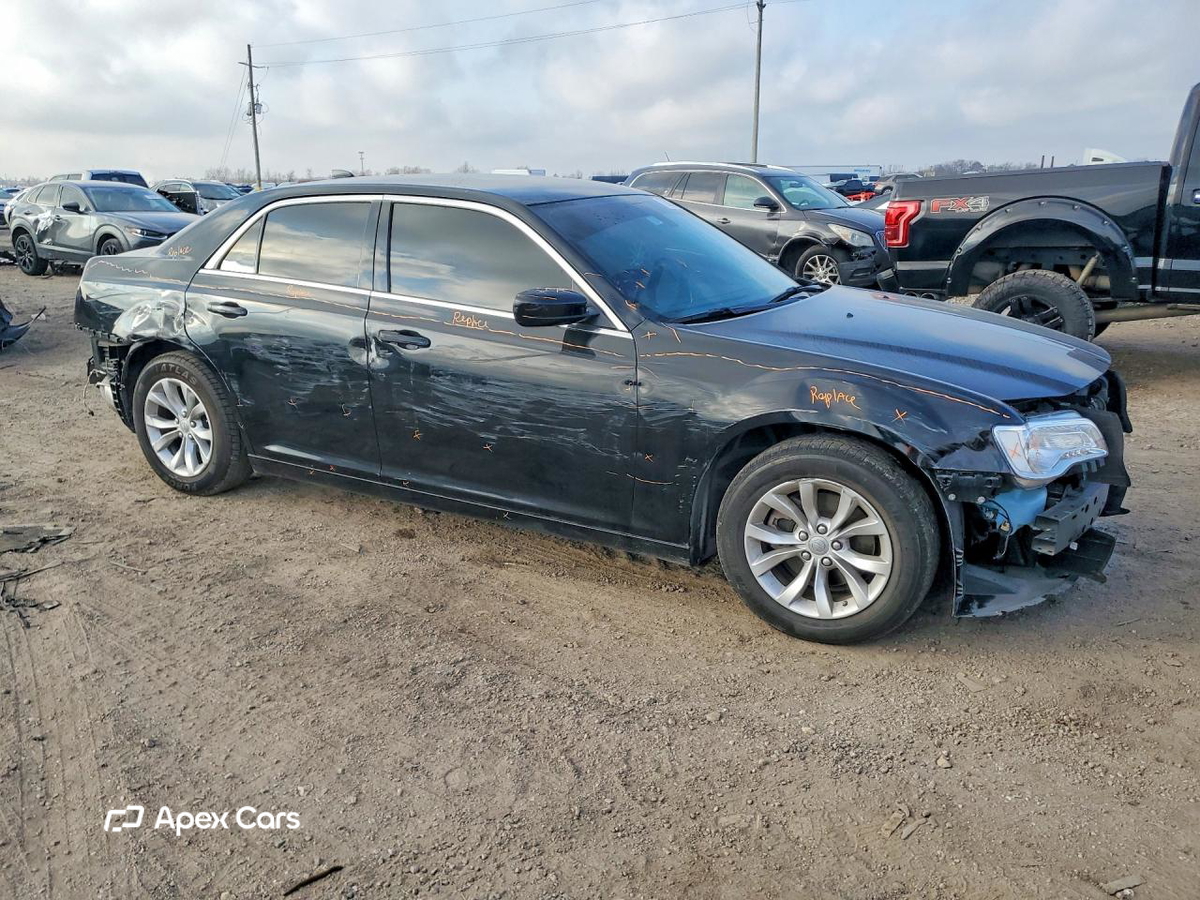 Chrysler 300 2023