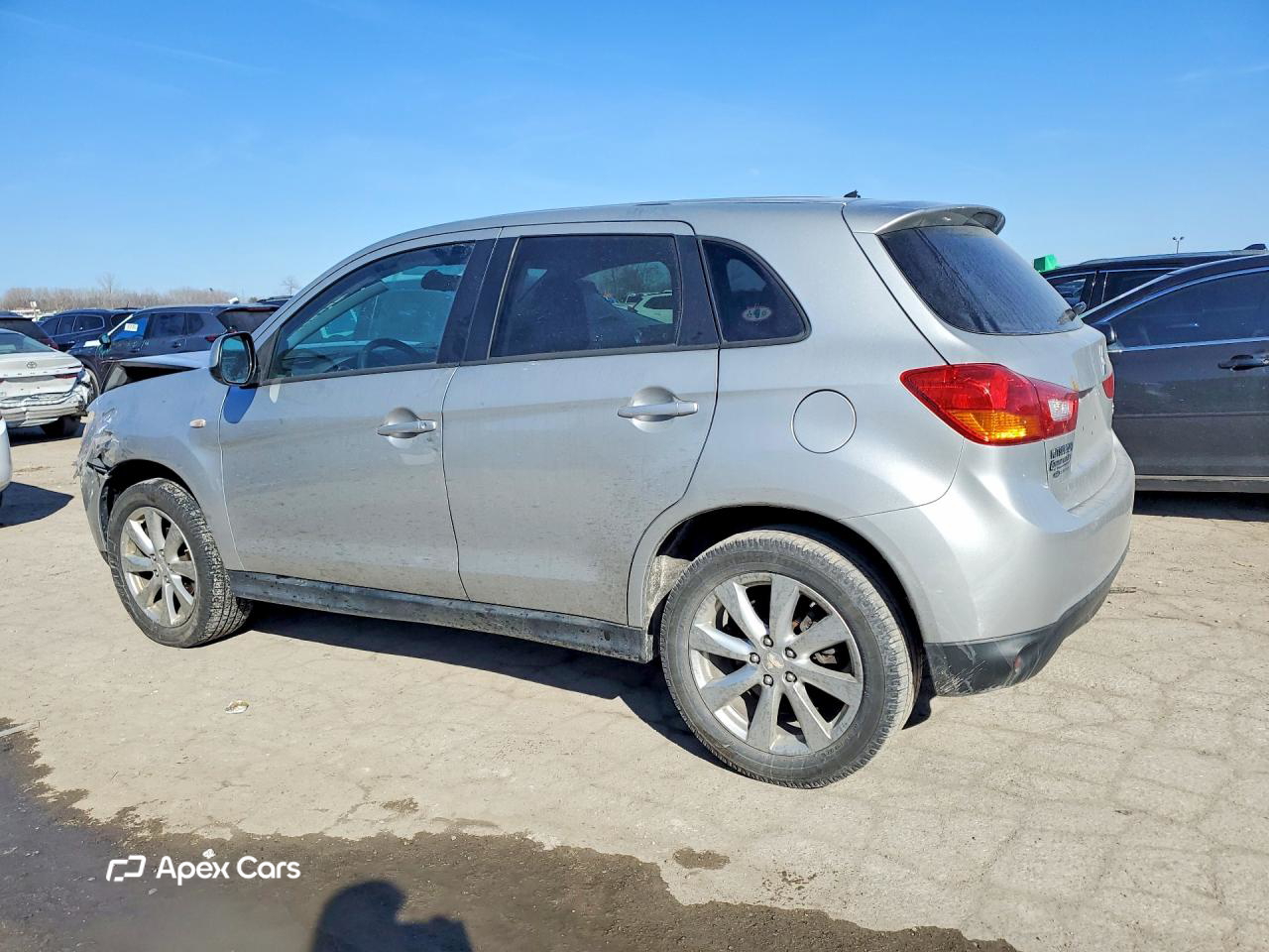 Mitsubishi Outlander 2015