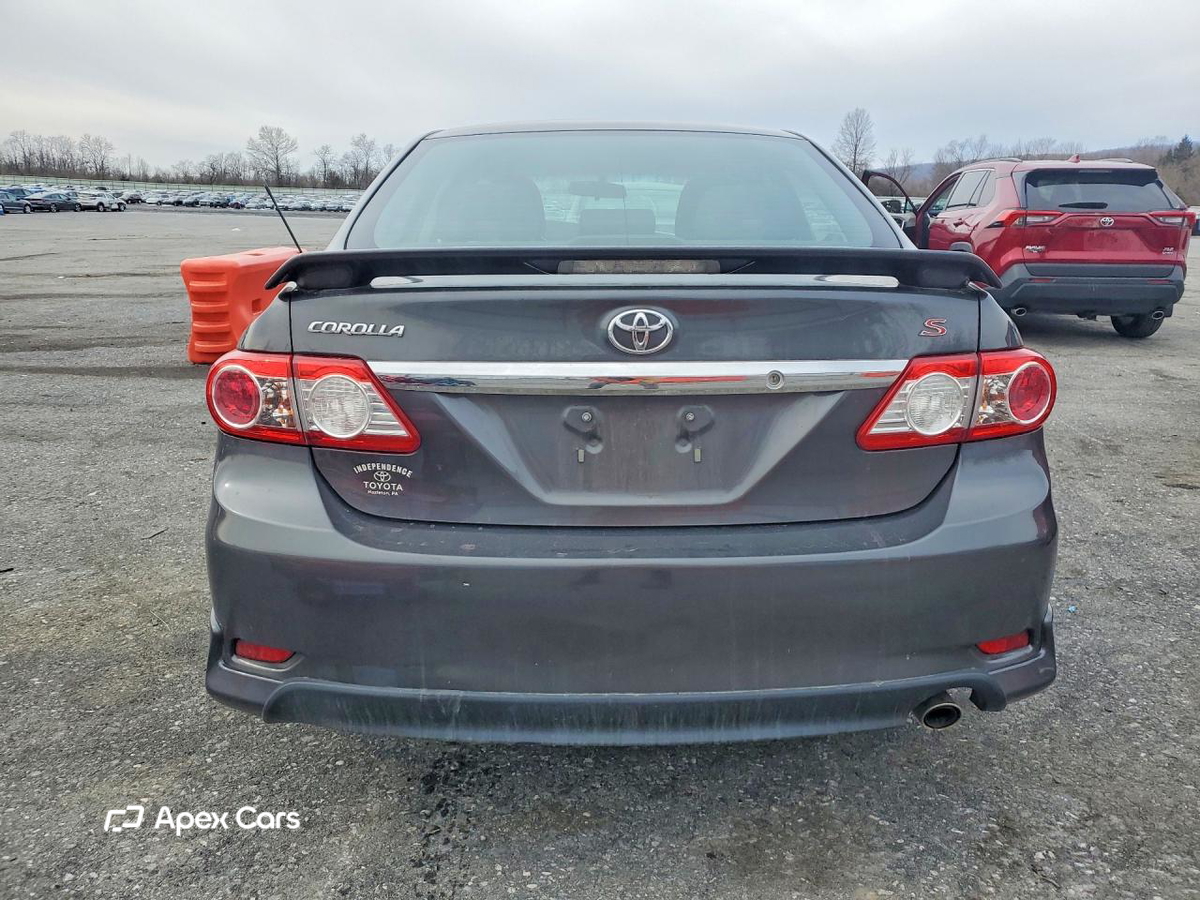 Toyota Corolla 2013