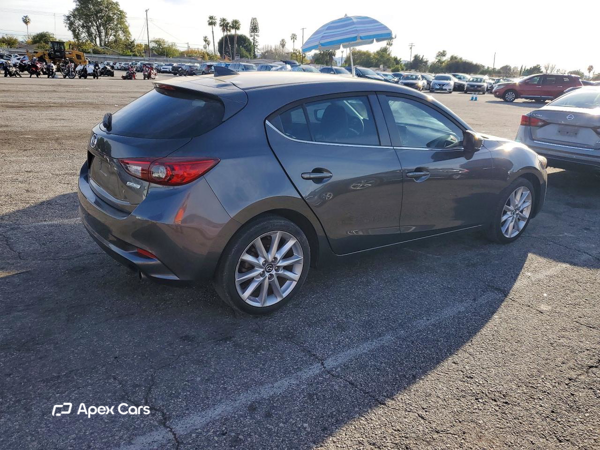 Mazda 3 2017
