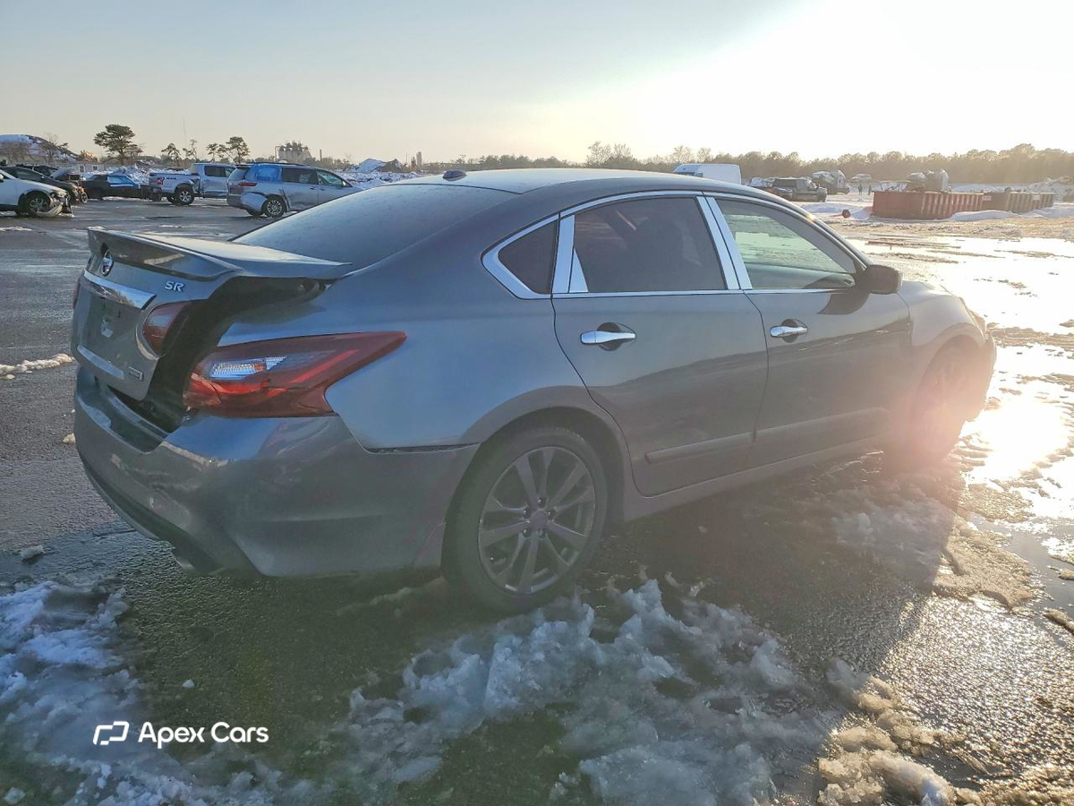 Nissan Altima 2018