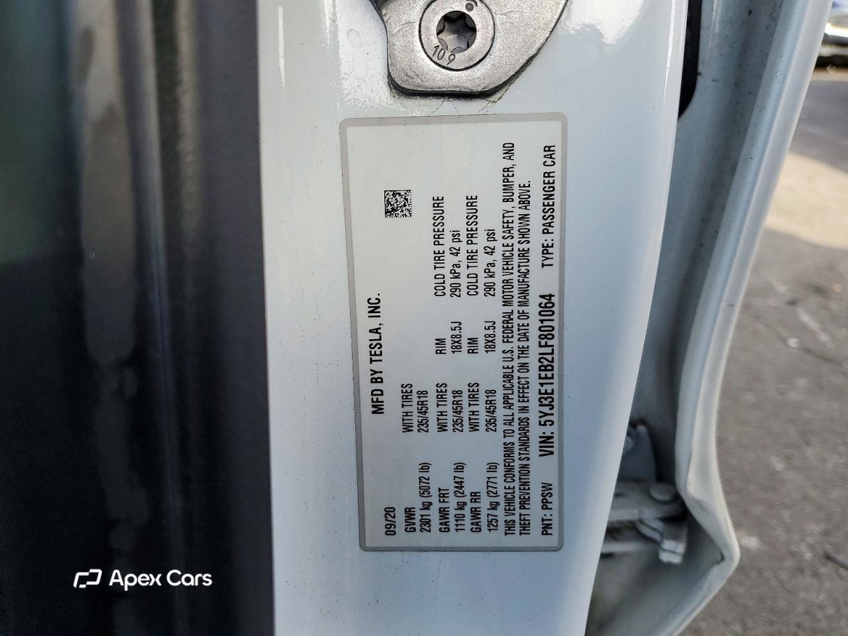 Tesla Model 3 2020
