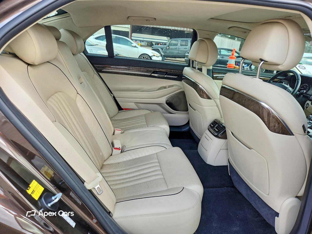 Genesis G90 2017