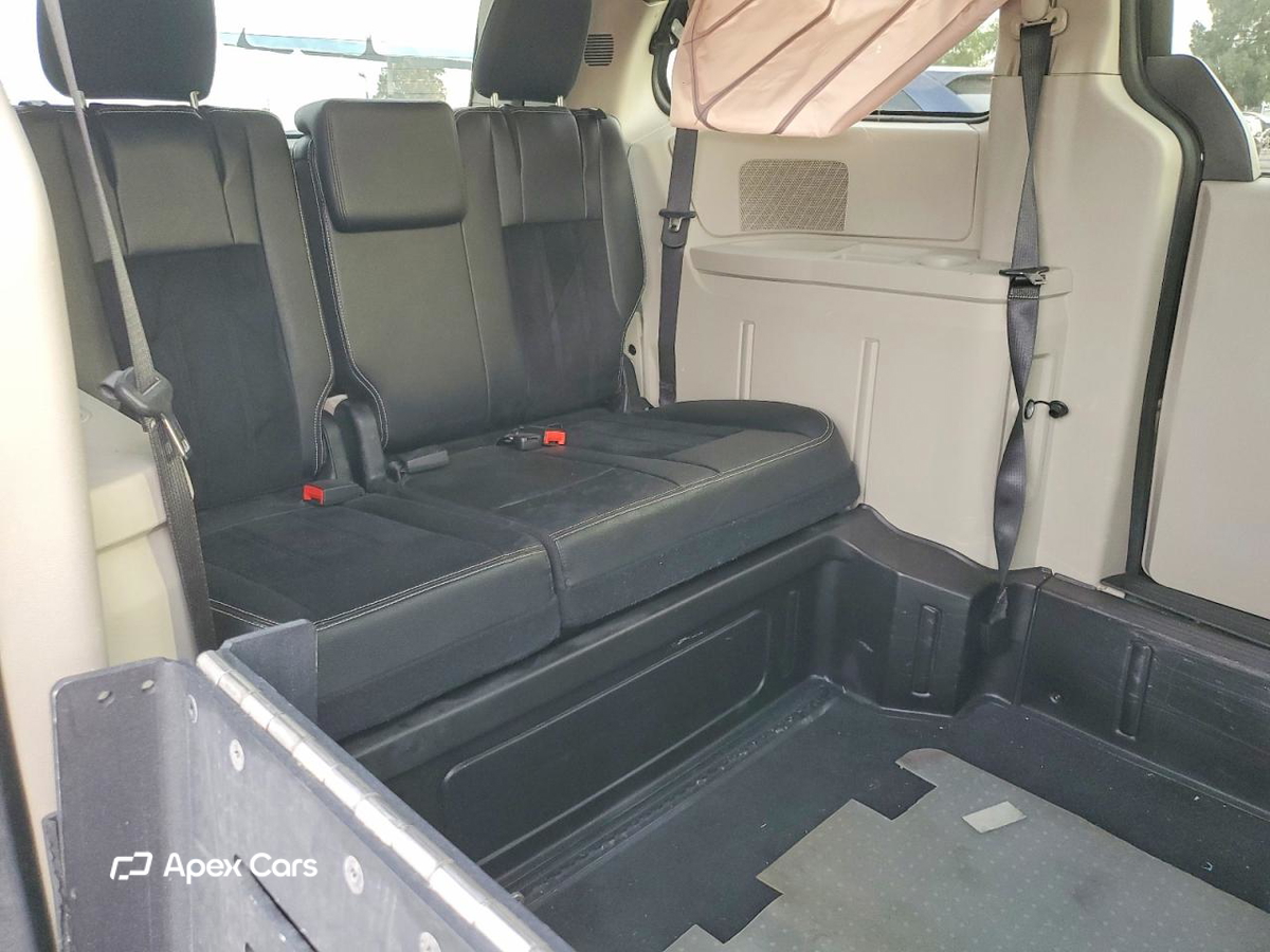 Dodge Caravan 2017