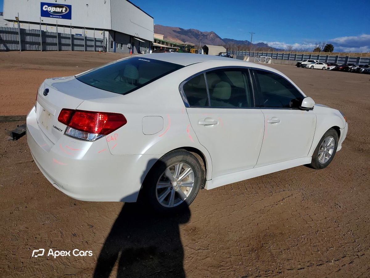 Subaru Legacy 2011