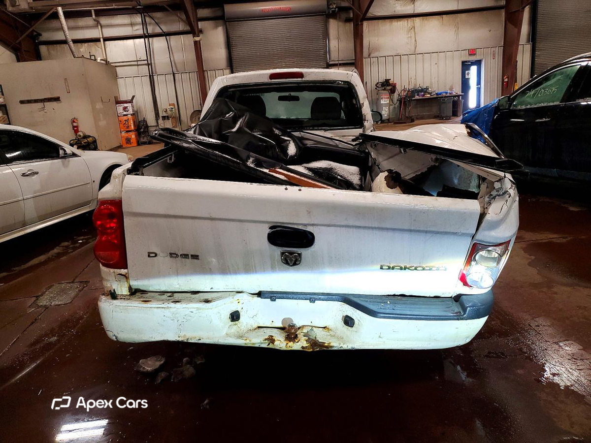 Dodge Dakota 2011