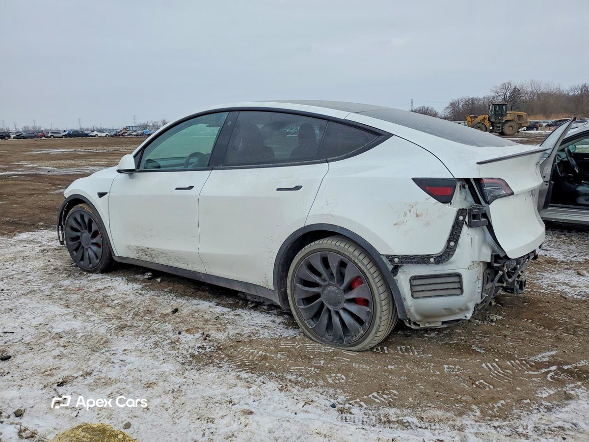 Tesla Model Y 2022