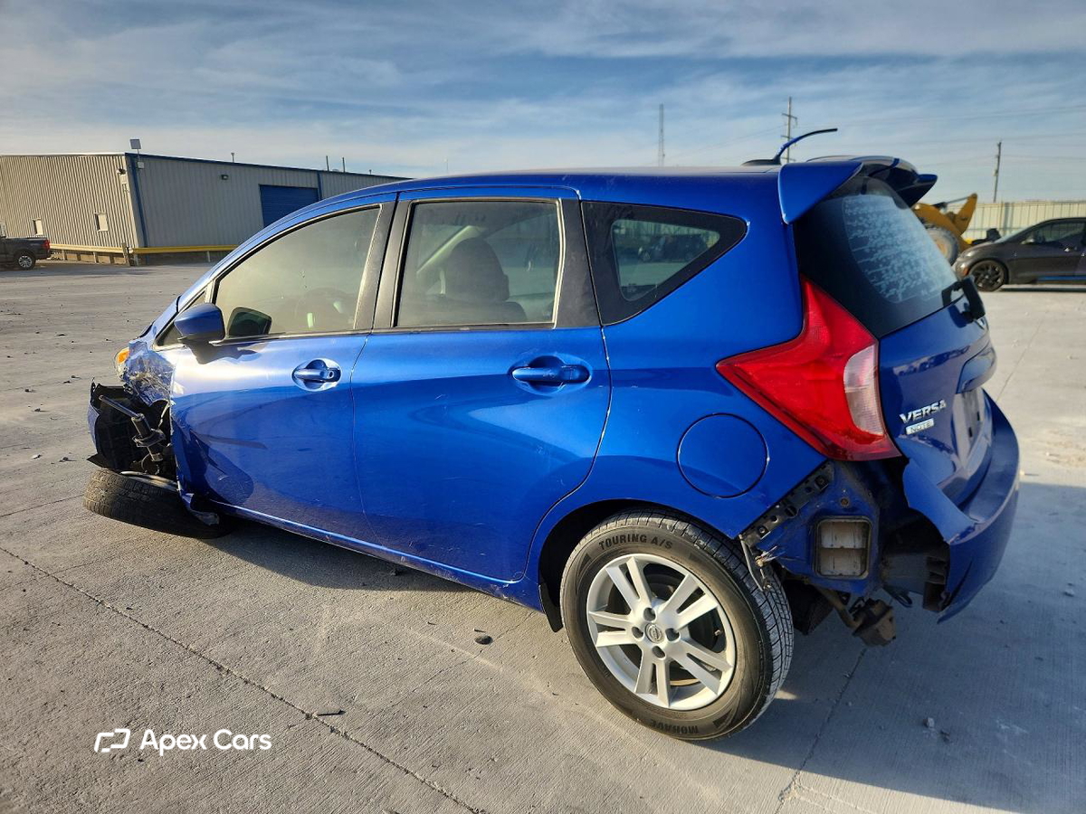 Versa 2016