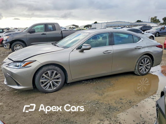 Lexus ES 2021 - Image 1 of 11