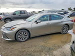Lexus ES 2021