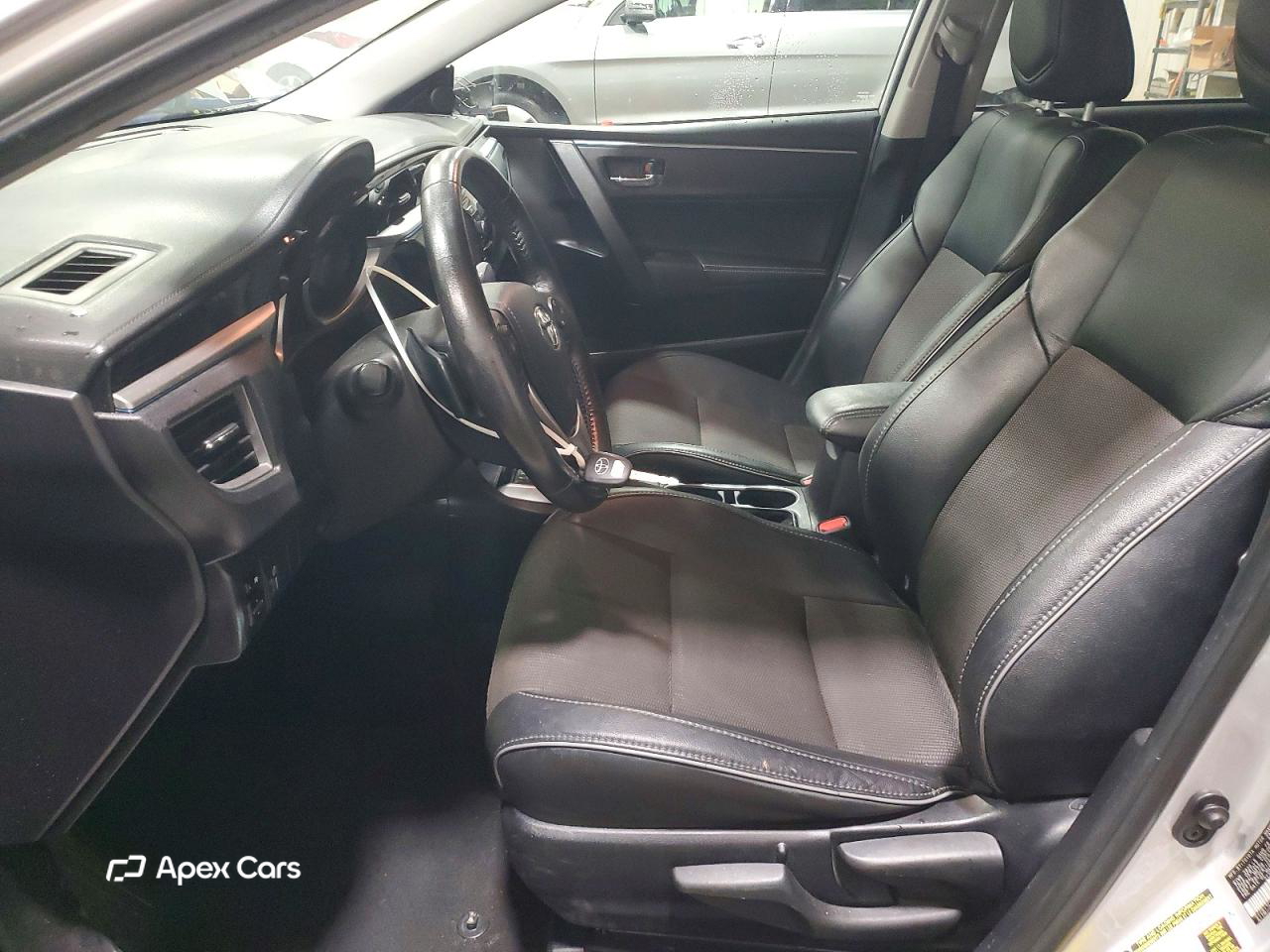 Toyota Corolla 2015