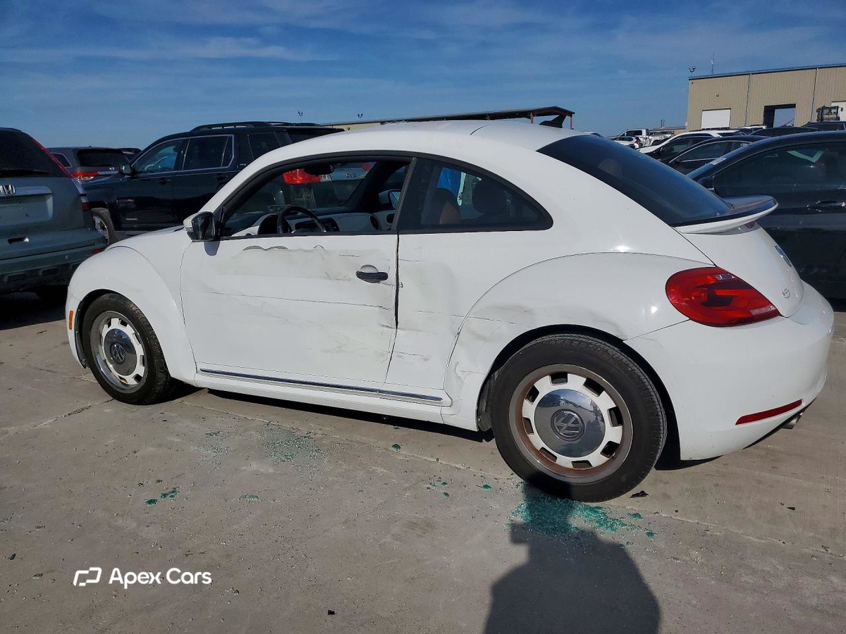 Volkswagen Beetle 2015