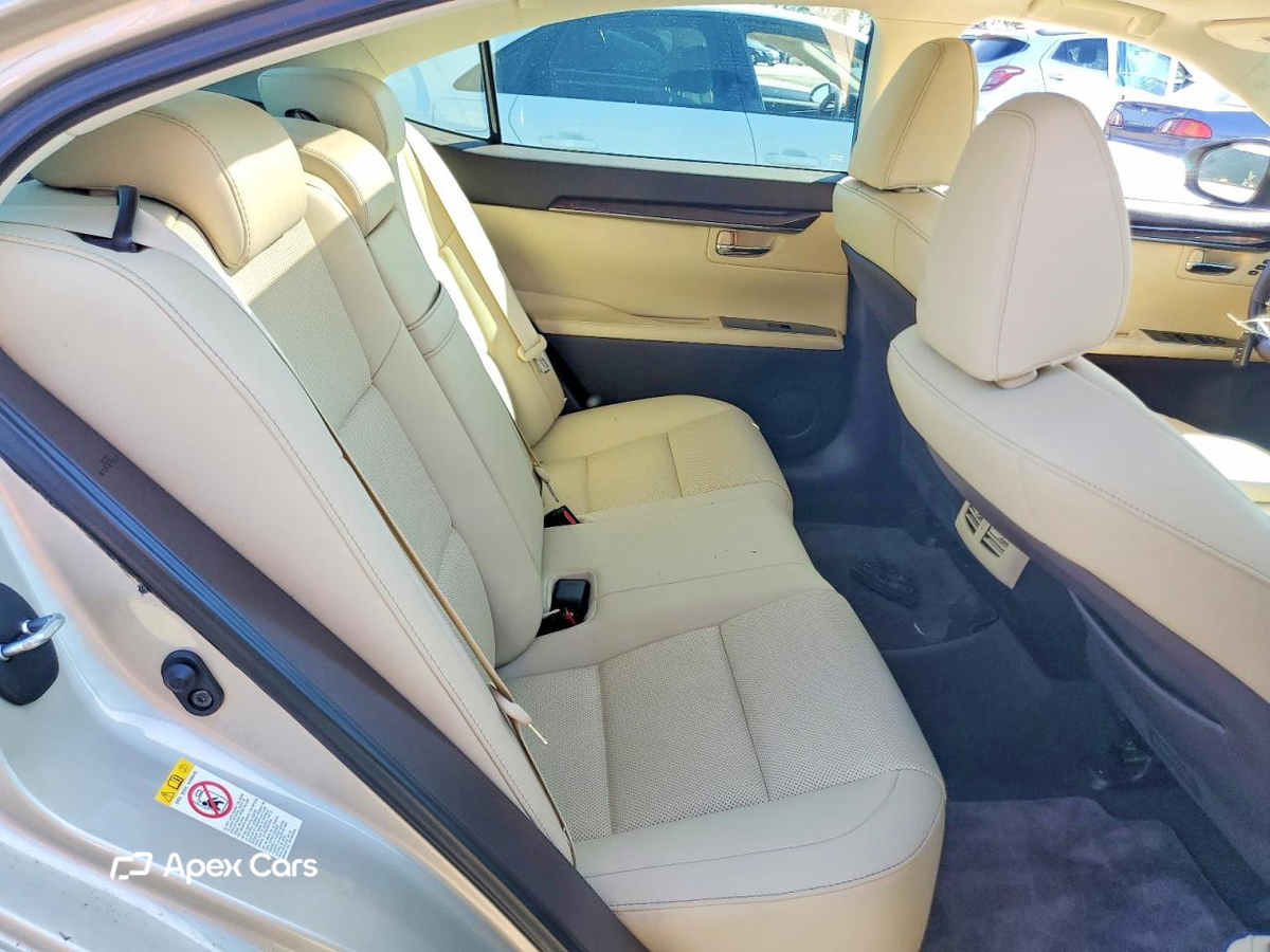 Lexus ES 2018