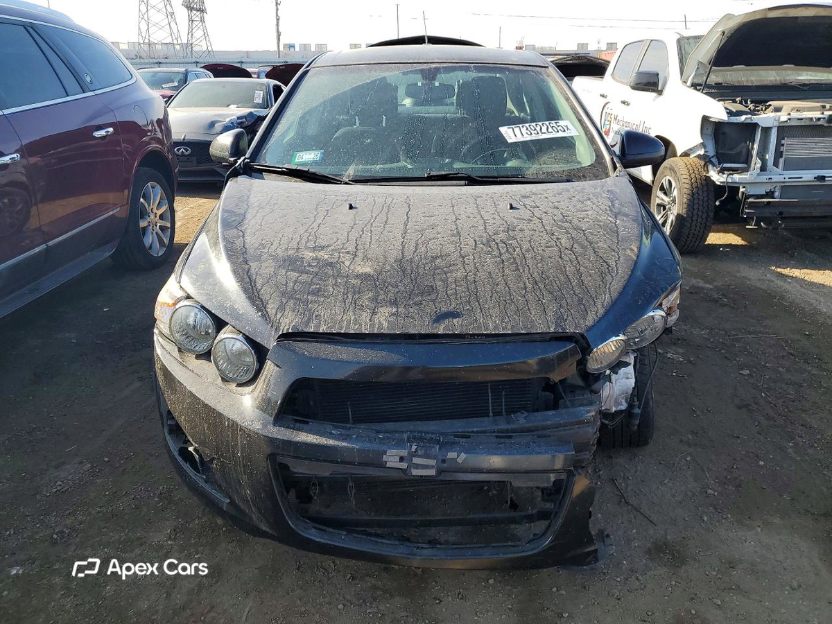 Chevrolet Sonic 2015