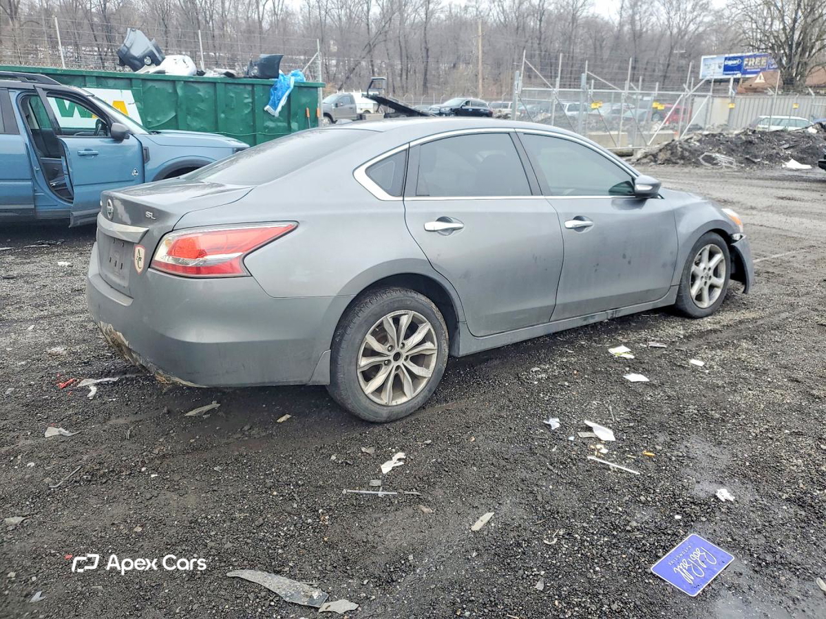 Nissan Altima 2015