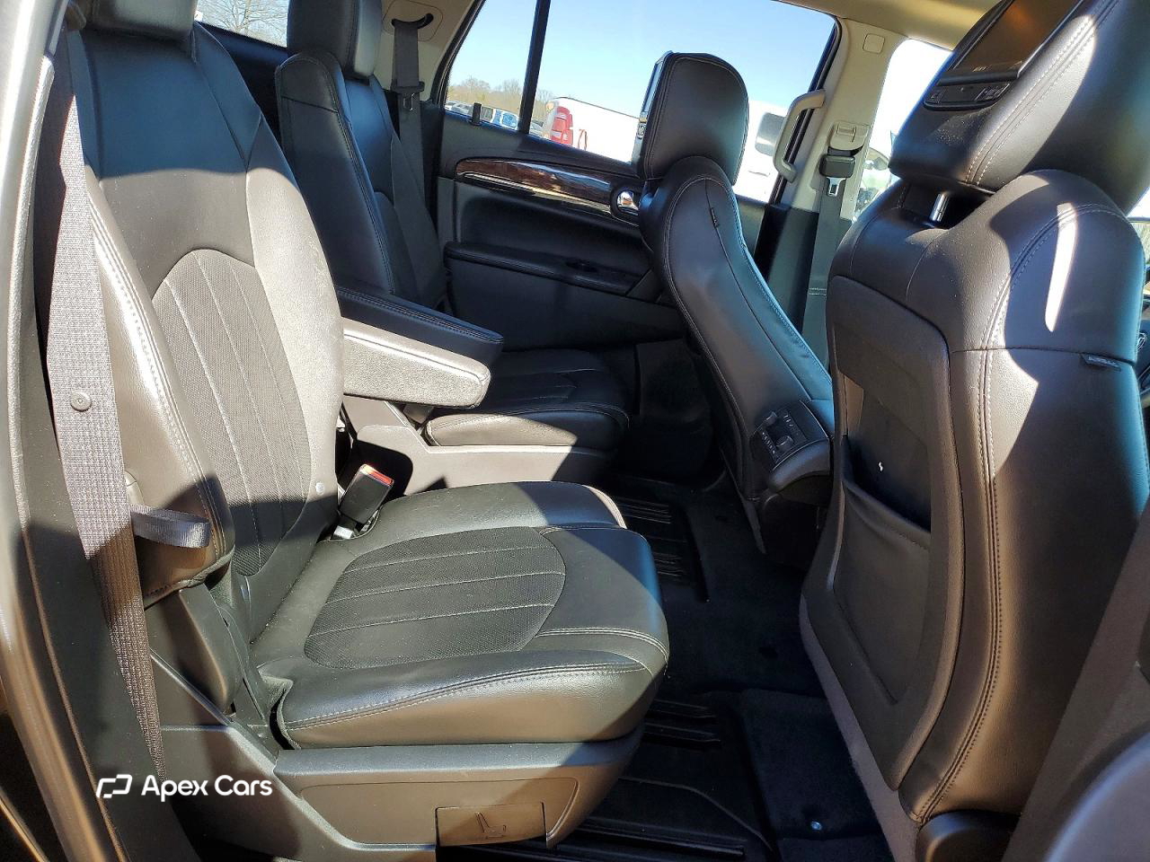 Buick Enclave 2016