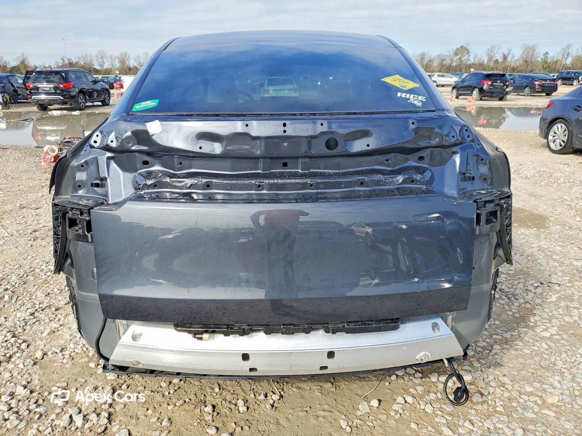 Tesla Model Y 2026