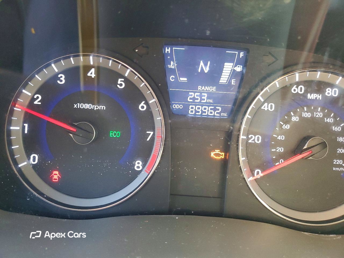 Hyundai Accent 2013