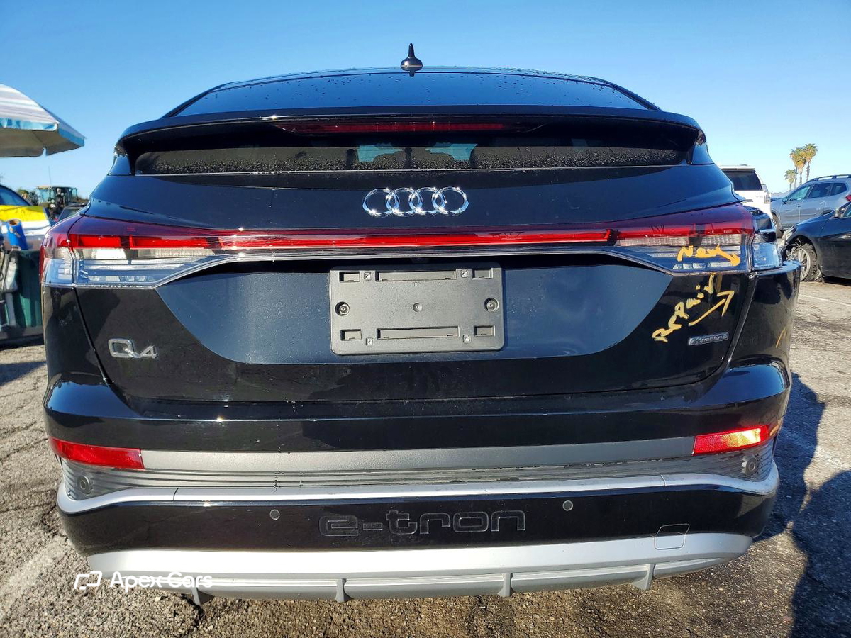 Audi Q4 e-tron 2023
