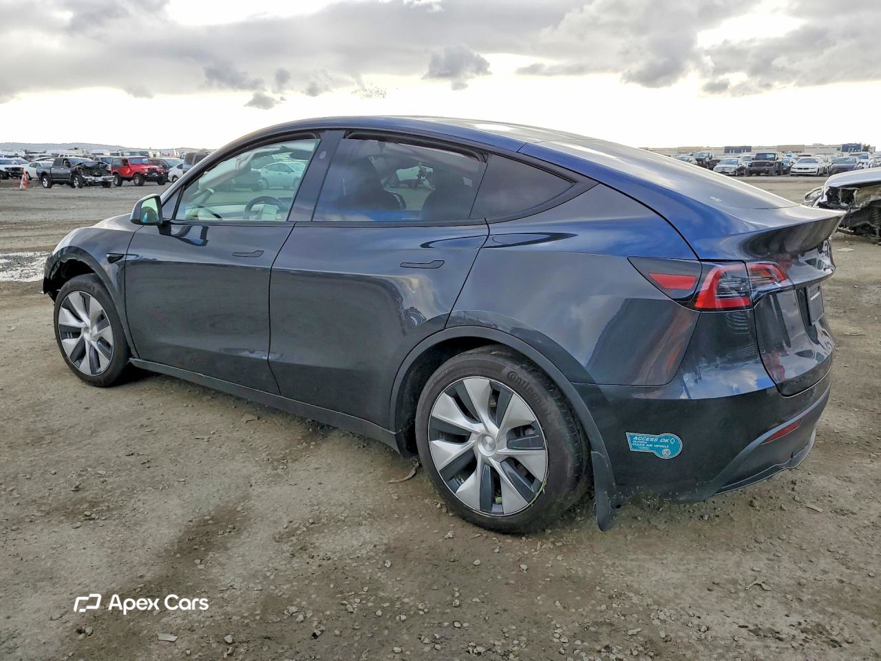 Tesla Model Y 2024
