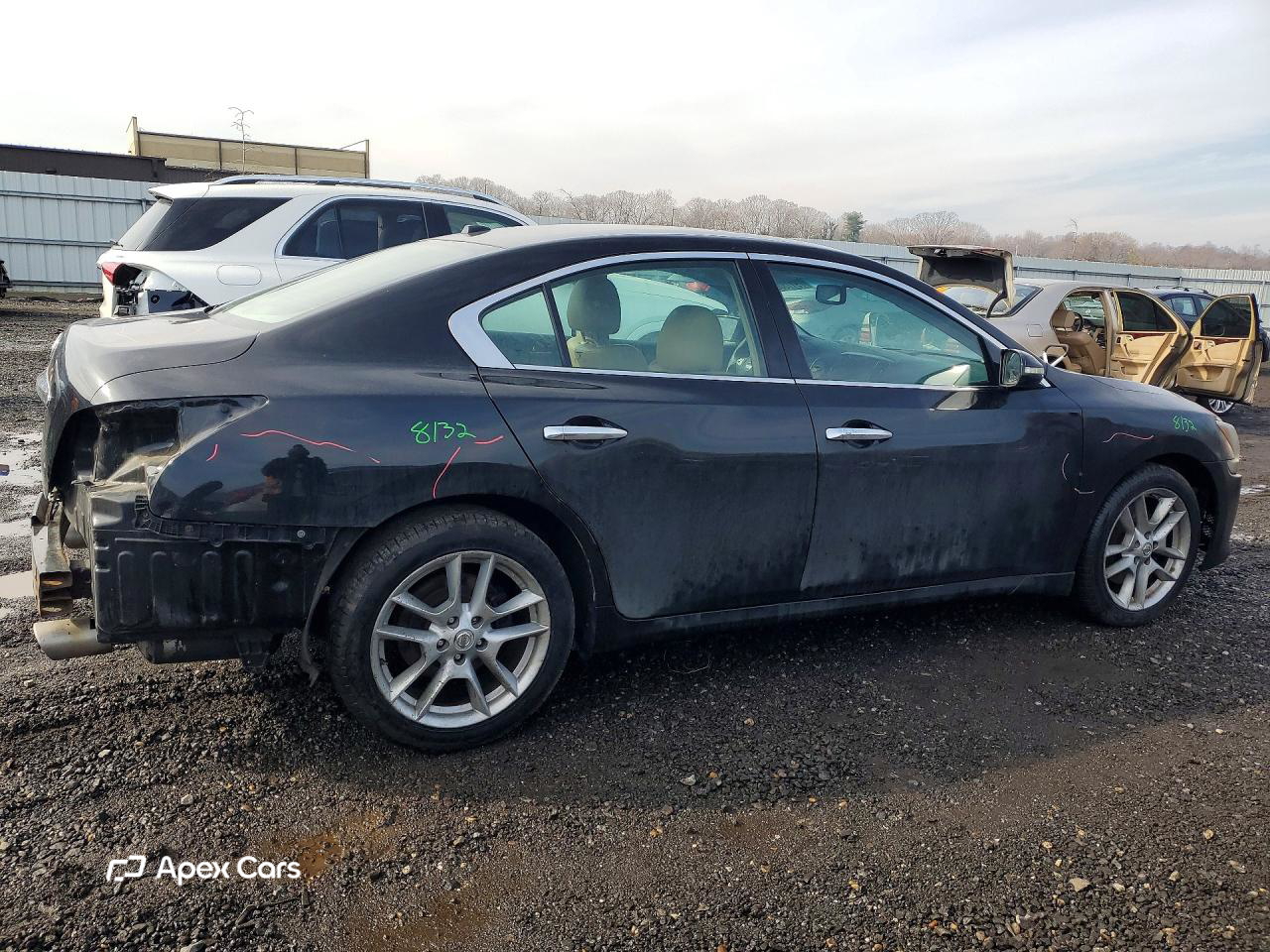 Nissan Maxima 2011