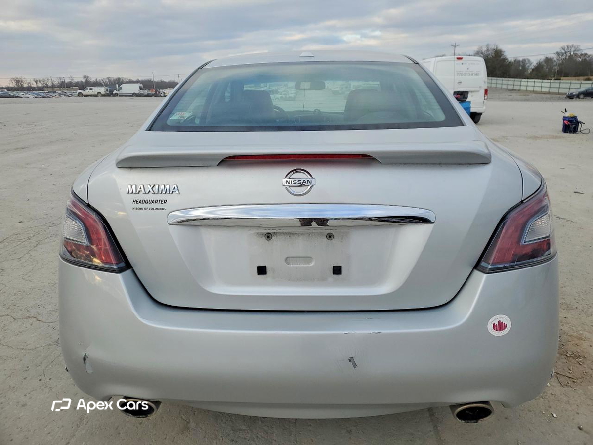 Nissan Maxima 2012