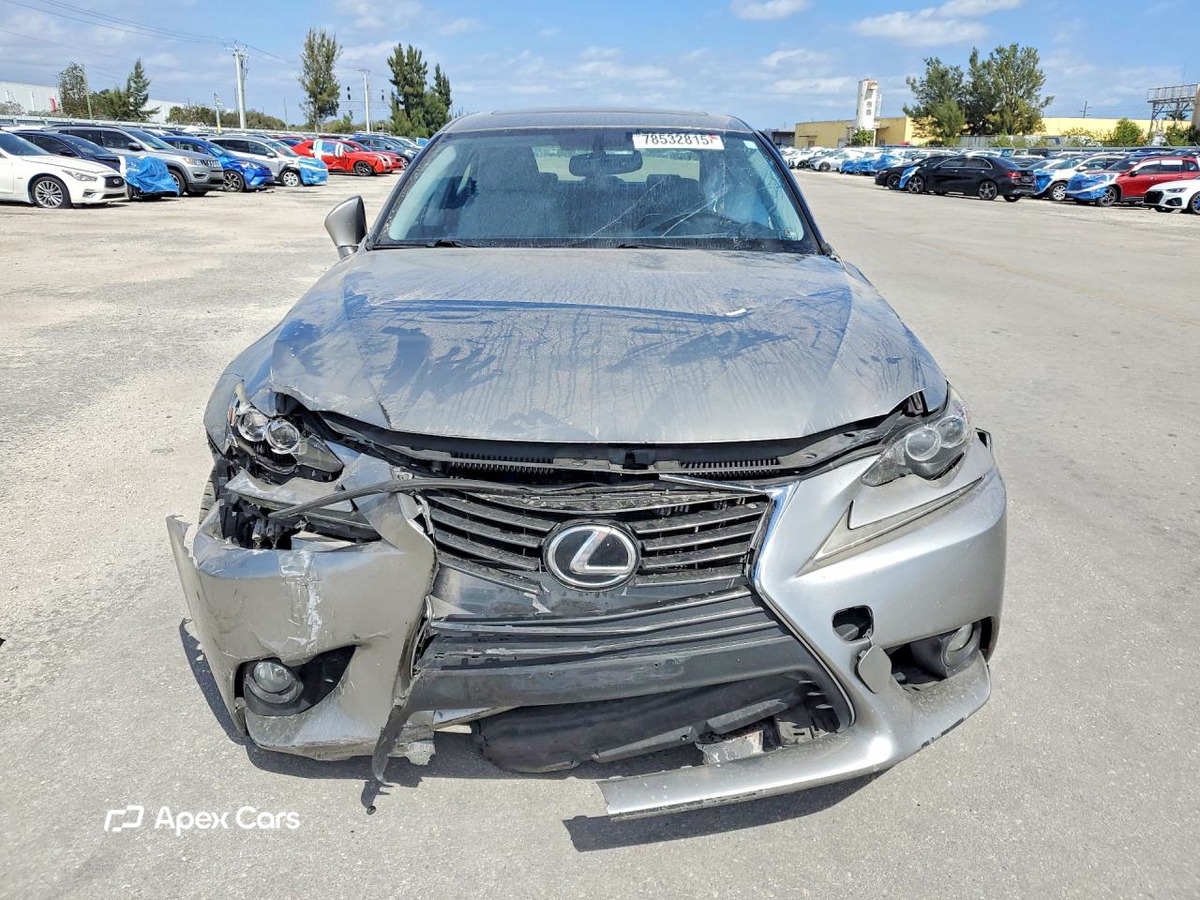 Lexus IS 2014
