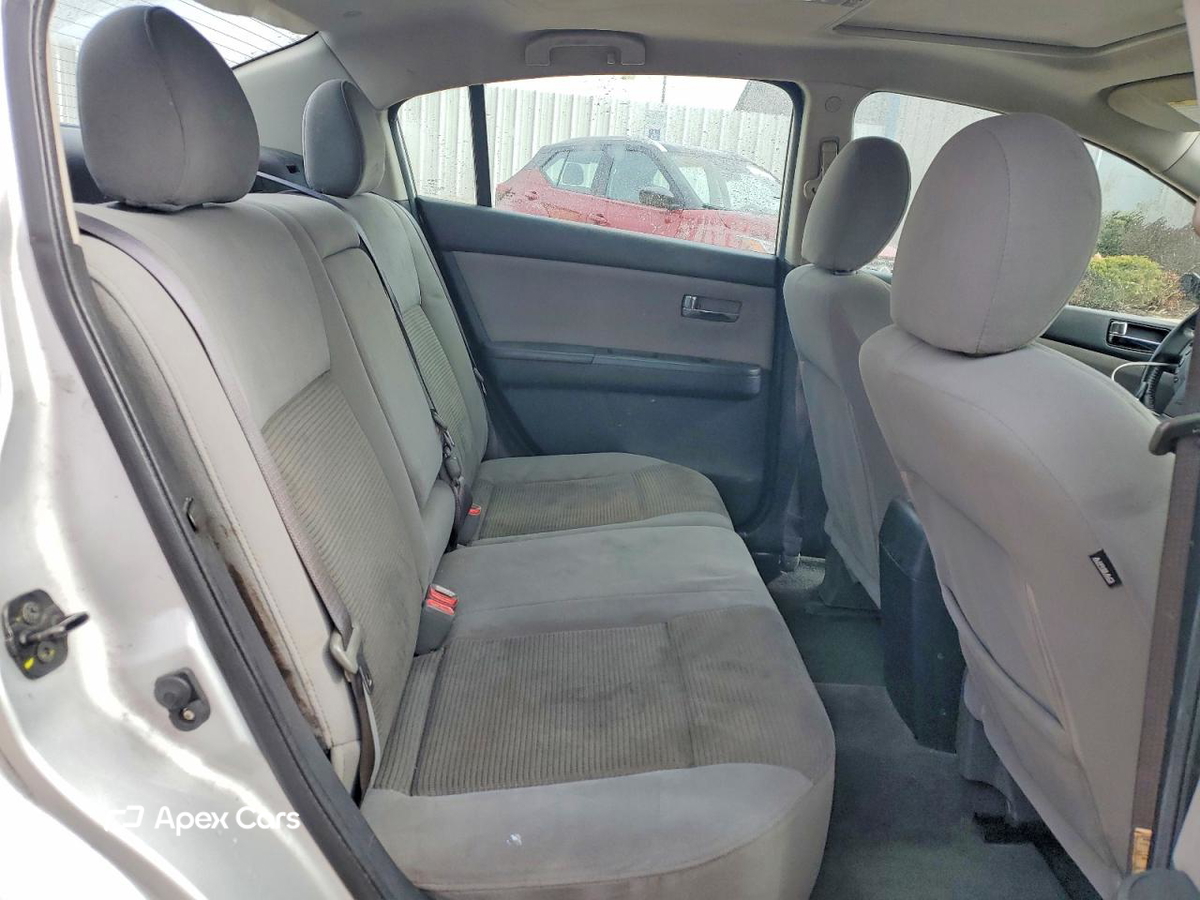 Nissan Sentra 2012