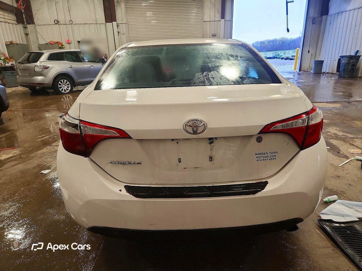 Toyota Corolla 2015
