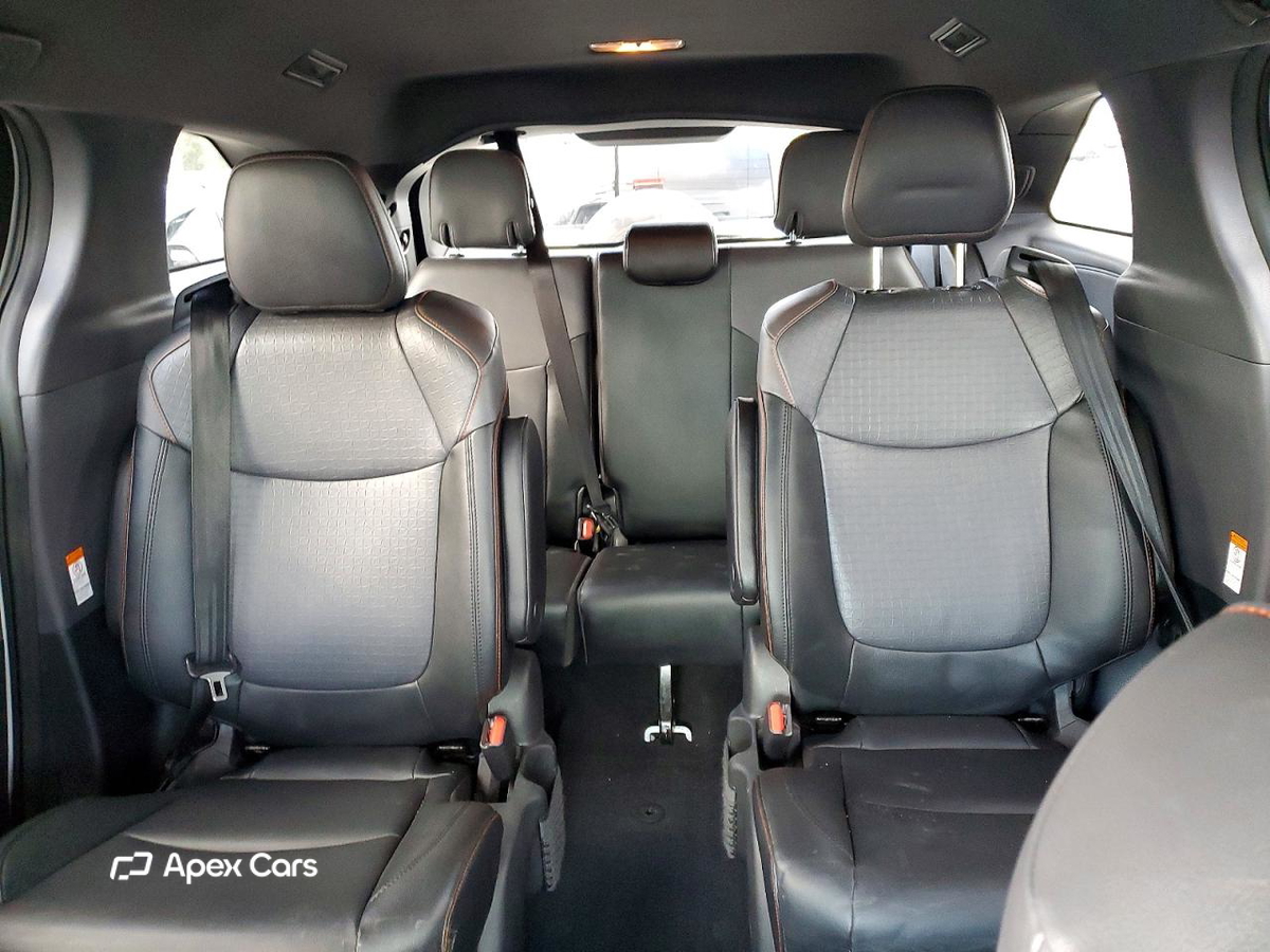 Toyota Sienna 2021