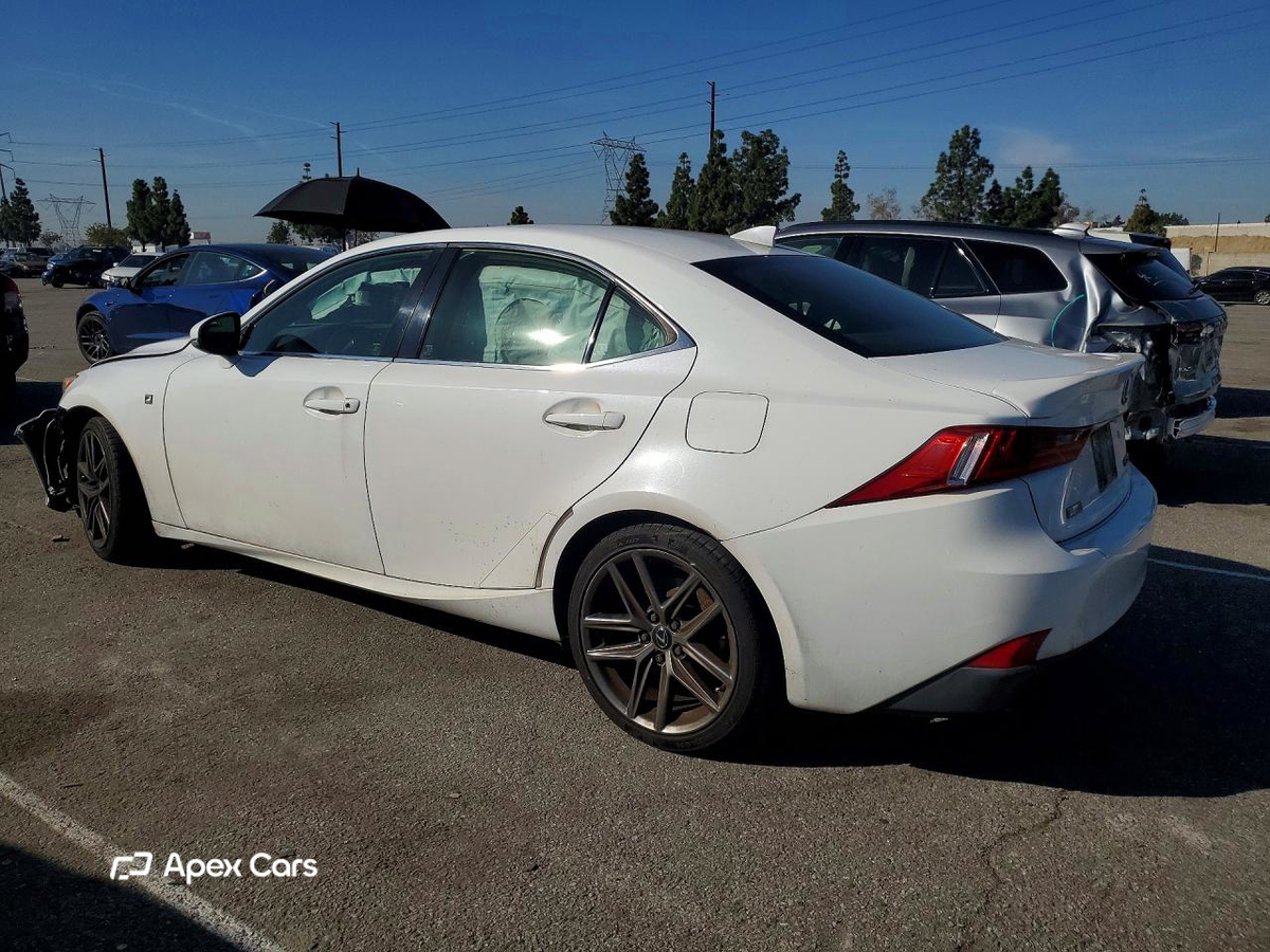 Lexus IS 2015